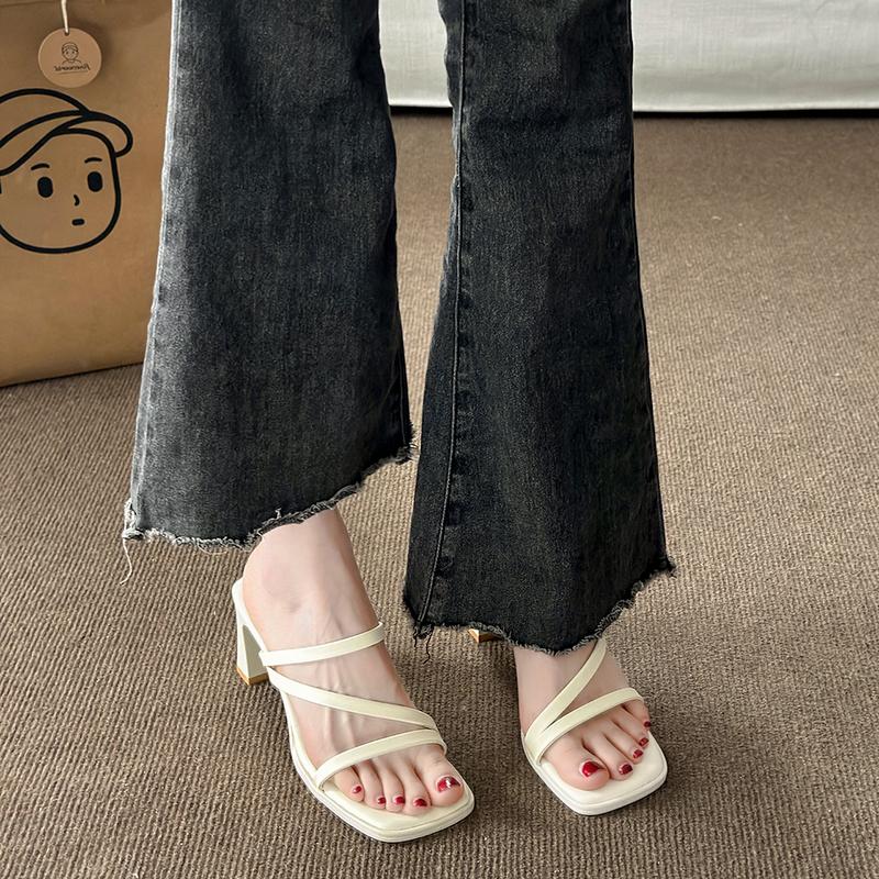 2024 Luxury Women Desinger Sandals Narrow Band Buckle Hollow Out Dress Shoes High Heels Sexy Summer Shoes Wedding Shoes Zapatos