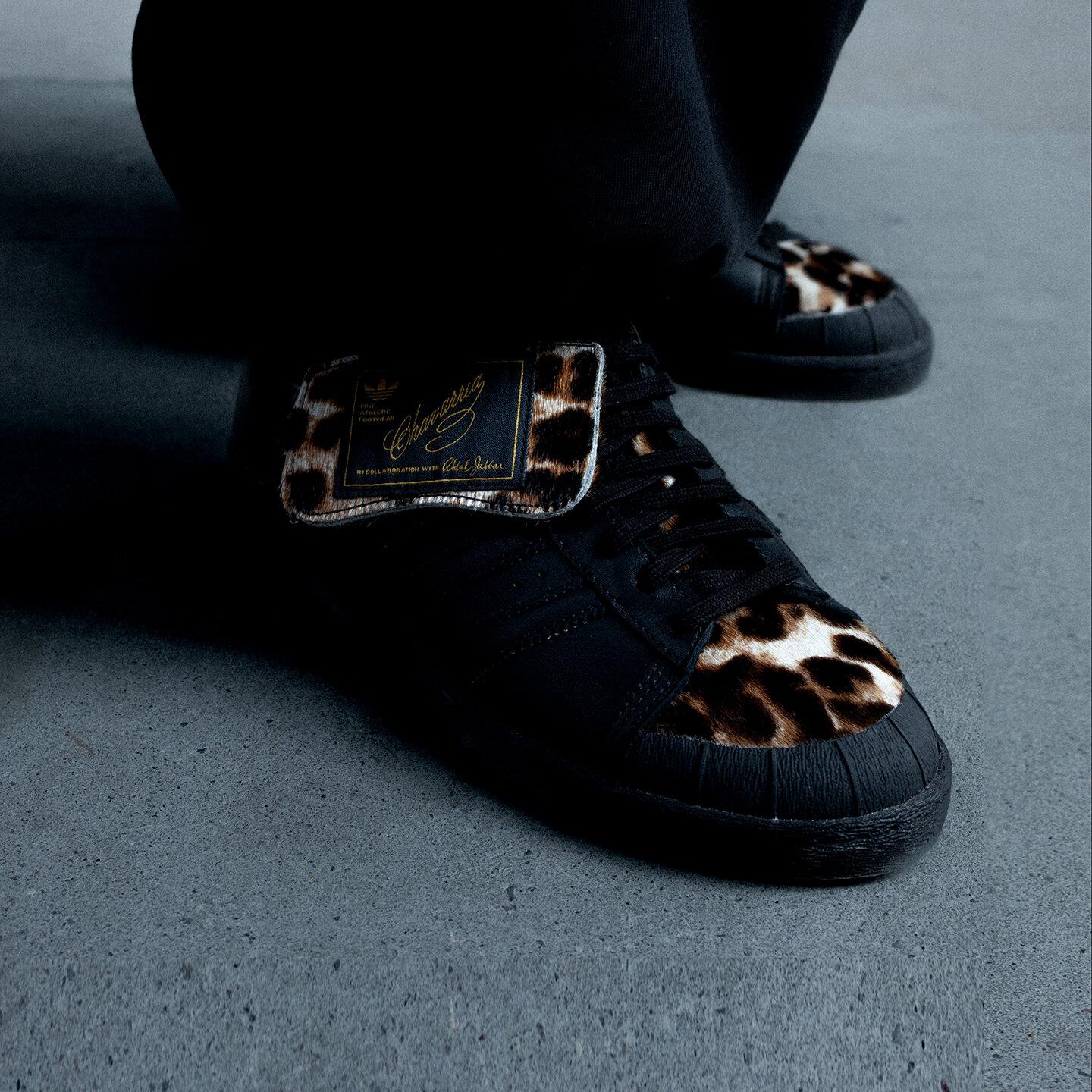 adidas Jabbar Low Willy Chavarria Black Cheetah 44.5