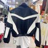 Hübsche Motorradjacke für Damen im Frühling und Herbst, schwarz-weiße Kontrastfarbe, schwere Industrienähte, bestickte Lederjacke für Damen