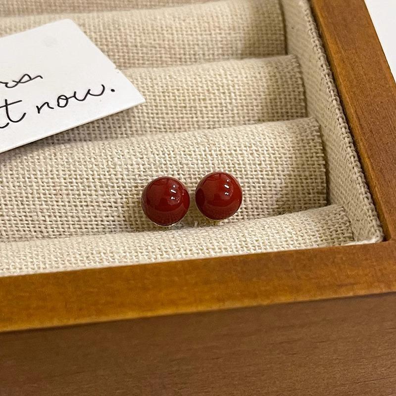 Burgundy Doudou Pearl Earrings Women'S Retro Hong Kong Style Red Earrings Raising Ear Holes Ear Sticks Sleeping Ear Accessories