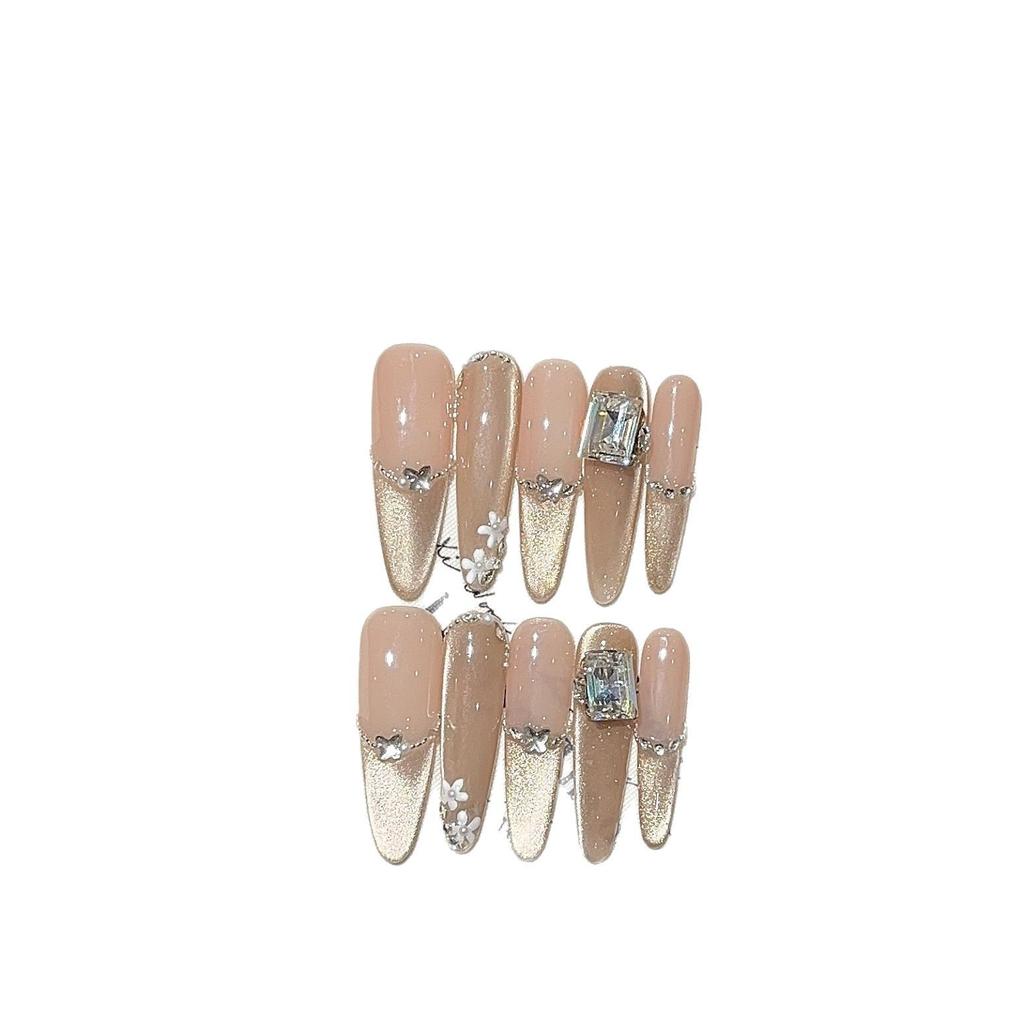 Spring Style Fine K9 Diamond Light Luxury Style White and Gentle Temperament Cat Eye Hand-wearing Armor