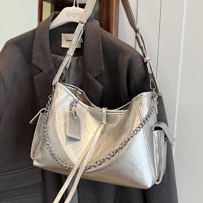 Large capacity feminine travel bag double pocket shoulder bag with chain versatile crossbody bag new fashion