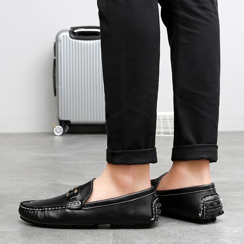New Arrival Leather Men Loafers Fashion Handmade Moccasins Soft Leather Slip on Flats Soft-Soled Man Boat Footwear Driving Shoes