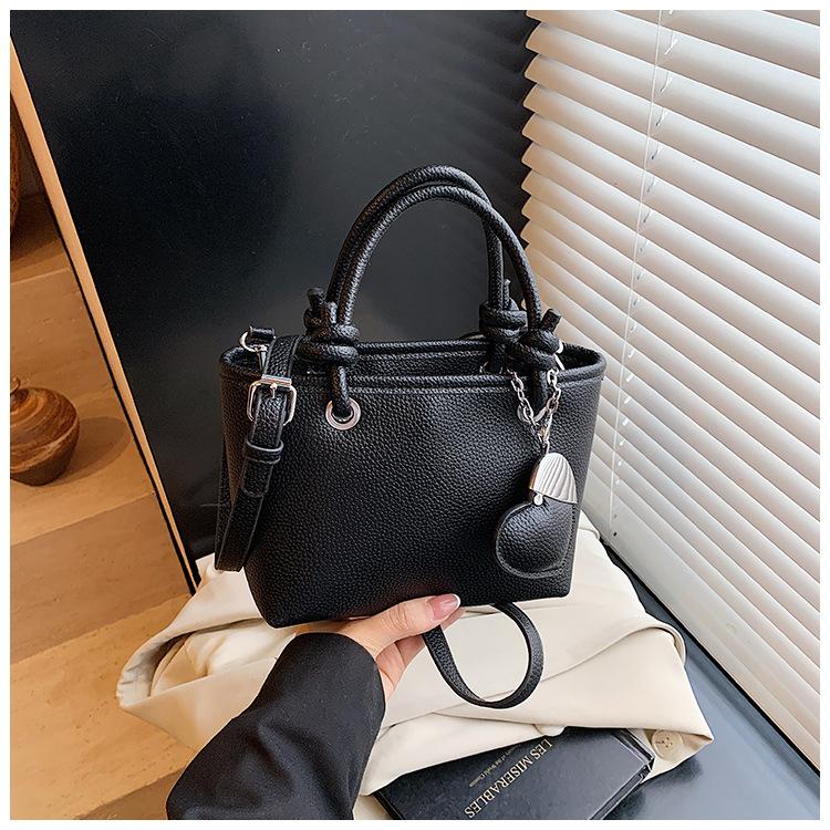 

Popular small bag women s high-end sense large-capacity portable vegetable basket bucket bag women s fashion shoulder messenger bag чёрный