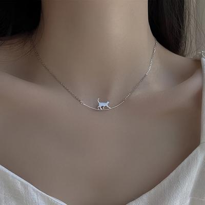 Cute Cat Pendant Necklace for Women, Luxury Niche Ins Style Clavicle Chain, Cold Wind Versatile Fashion Daily Jewelry