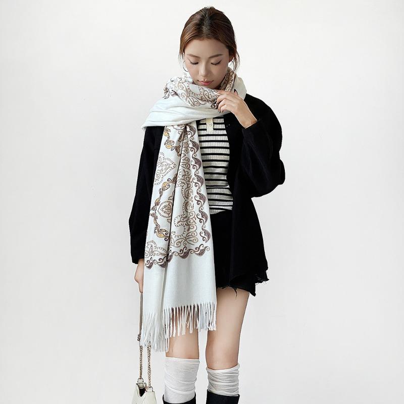 

Осень и зима новый высококачественный шарф из имитации кашемира женский шарф шарф для согрева шеи двусторонний декоративный шарф-шаль с вышивкой и бахромой 185*70cm