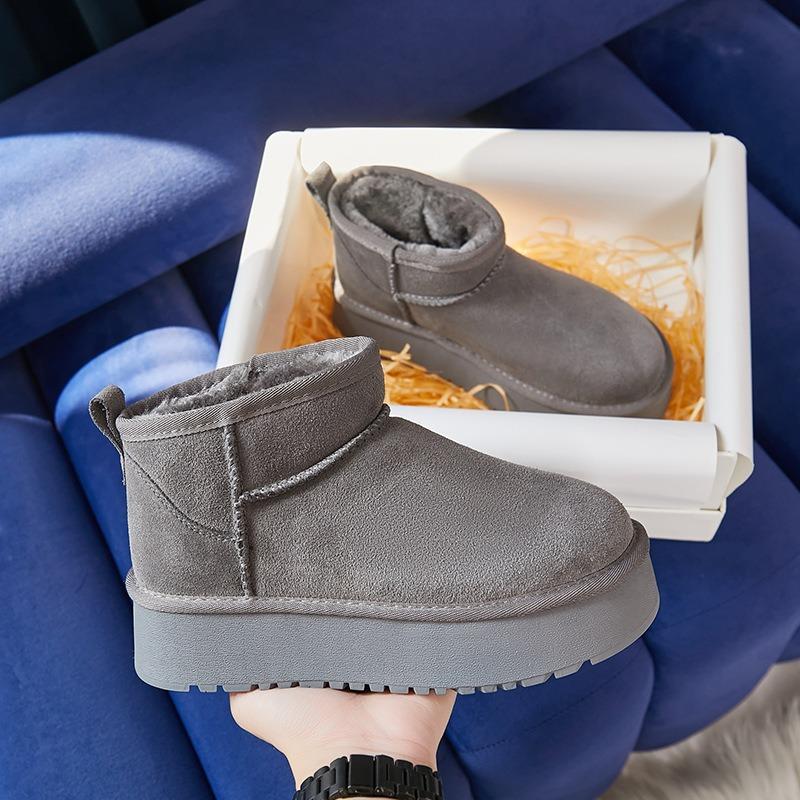 Snow boots women, winter fashion versatile platform bread shoes leather velvet thickened snow cotton