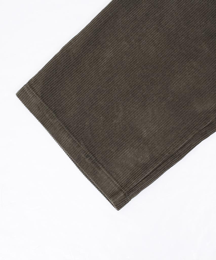 CAMEL WORK Wide Corduroy Cut Cargo Pants (Green)