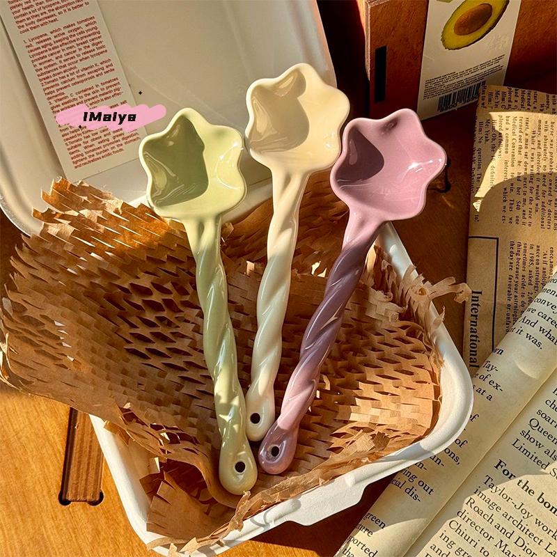 1Pc Ceramic Star Shaped Spoon Cute Twisted Long Handled Coffee Stirring Spoon with Cream Design for Kitchen