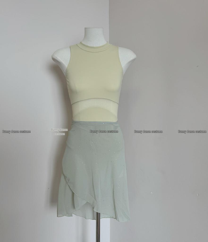 Women's Padded Hanbok Ballet Leotard for Dance, Art Exams, Yoga, and Performances.