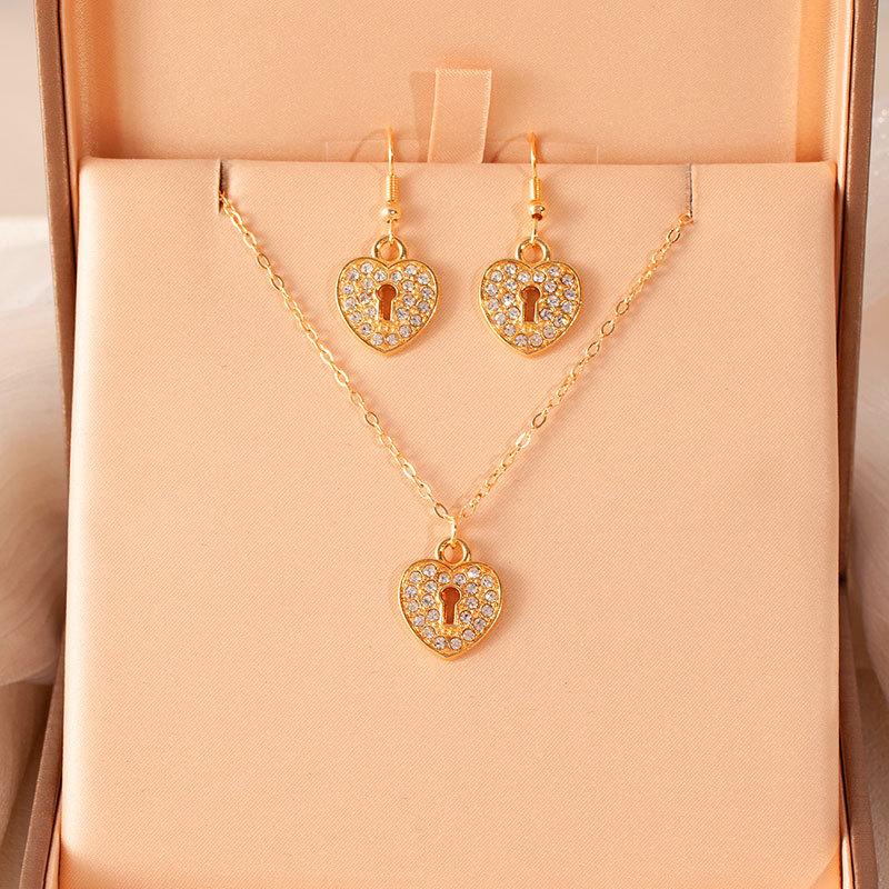 Simple Full Diamond Earrings Necklace Set Retro Love Butterfly Collarbone Chain Ear Hook Women'S Fashion Versatile Jewelry