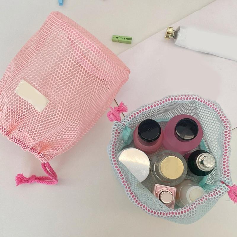 Fashionable Mesh Travel Toiletry Bag with Quick Closure Practical Polyester Cosmetic Pouch for Daily Commute and Outdoor Use