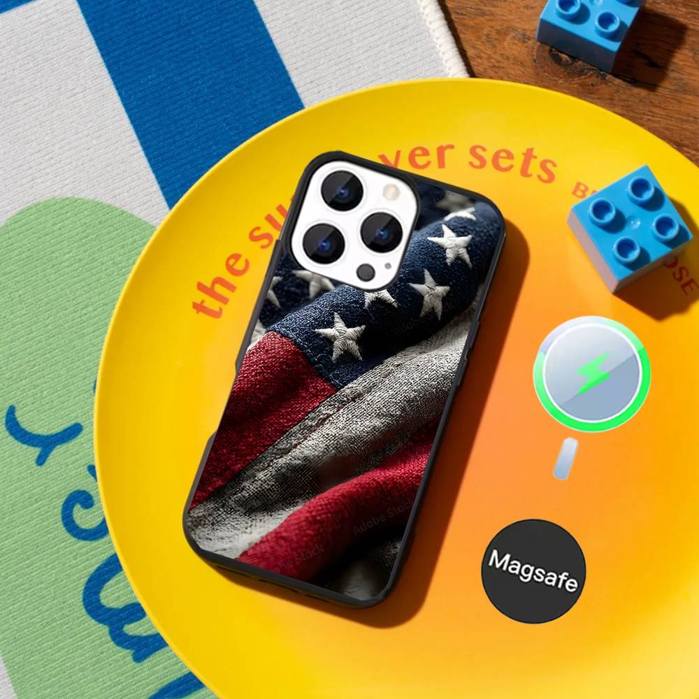 

Flag American USA Phone Case For iPhone 17,16,15,14,13,12,11,Pro,Max,Plus,Mini,SE4,E Magnetic Magsafe Wireless Charging iPhone13PROMAX