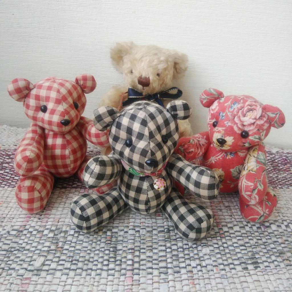 [USED] Teddy Bear + 3 Plush Toys