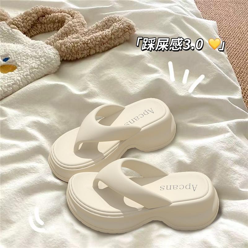 Fashion Shoes Woman 2025 Female Slippers Rubber Flip Flops Platform New Summer Beach Flat Hawaiian Slides House Slippers Platform Female