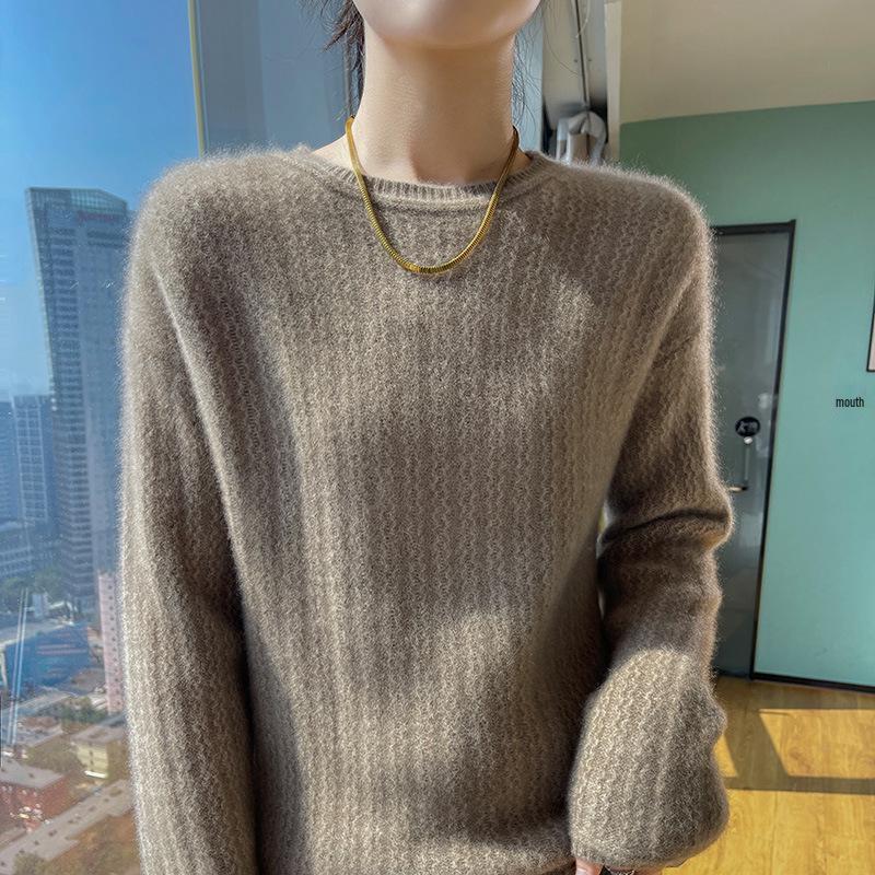 Women's Loose Casual Merino Wool Round Neck Sweater - Solid Color Wavy Pattern (Autumn/Winter Collection)