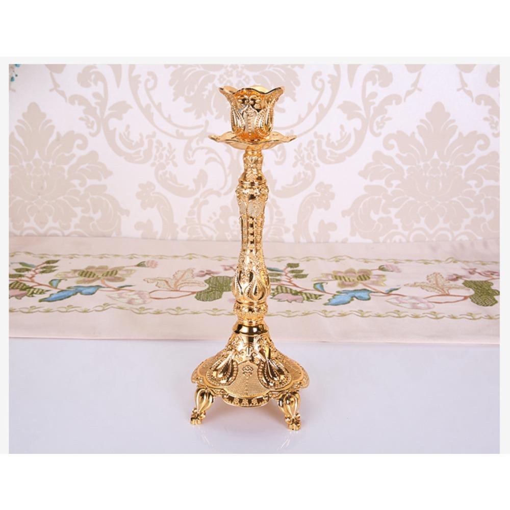 Luxury European Dining Table Model Room Soft Decoration Ornament European Candlelight Dinner Props Metal Wedding Candle Holder