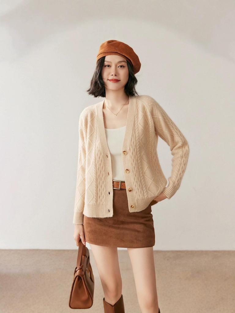 Women's Elegant 30% Cashmere V-Neck Cable Knit Cardigan - Loose Short Winter Sweater