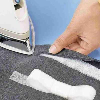 Doppelseitiges aufbügelbares Klebeband, Vlies-Einlage zum Aufbügeln zum Verkleben von Stoffen
