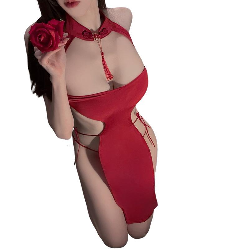Sexy underwear, sexy hollowed-out chest-showing nightdress set, high-split cheongsam pajamas, uniform, free nightclub outfit
