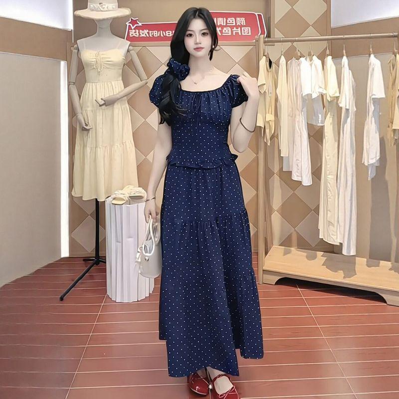 

Plus-Size Women s Clothing for Fat Girls, French-Style Square-Neck Polka-Dot Short-Sleeved Top + Skirt, 2026 Summer Slimming Fashion Set Suit M