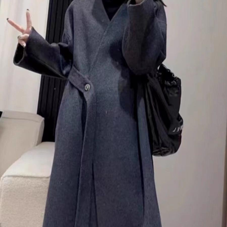2025 V-neck Double-sided Wool Coat with Flowing Ribbon - Women's Autumn/Winter Design