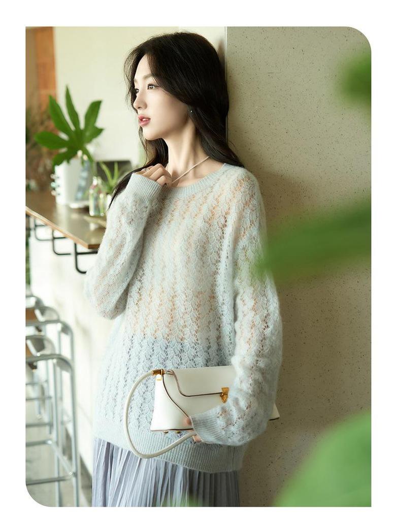 Women's Ultra-Soft 100% Wool Loose Knit Sweater - Round Neck, Comfortable & Fluffy