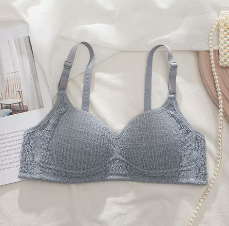 Girls students junior high school high school gather thin comfortable underwear small chest without steel ring development period bra breathable