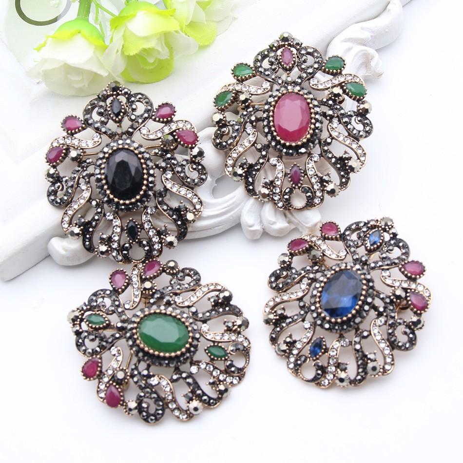 Vintage Damen Brosche Ethnischer Bankettschmuck Antikgoldfarbene polychromatische Harzbrosche Brosche