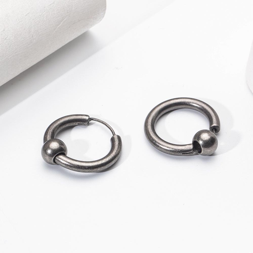 

Модные черные серьги-кольца из титановой стали в хип-хоп стиле для мужчин и женщин - Модные евро-американские каффы для ушей