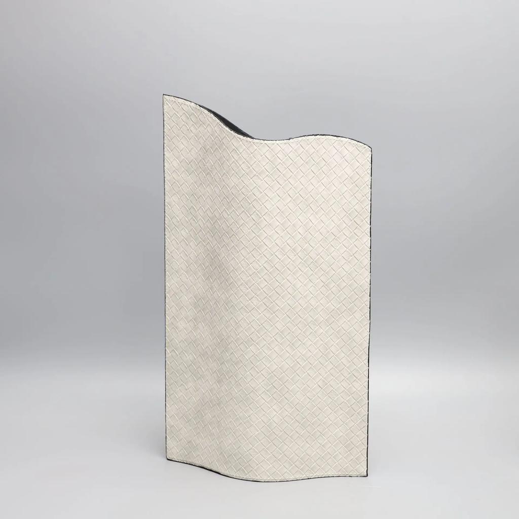 Luxury Stainless Steel Vase, Modern Leather Design Vase, Home Decoration Ornament, Living Room Dining Table Flower Arrangement