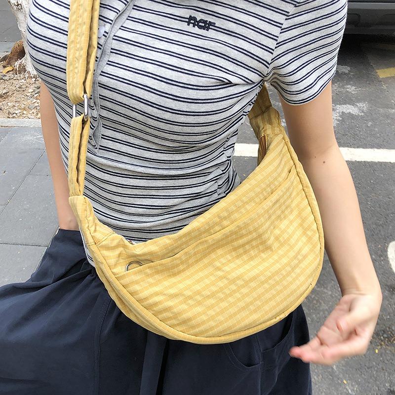 Underarm bag, crescent bag, dumpling bag, large capacity canvas women's bag, bag, light storage, new models