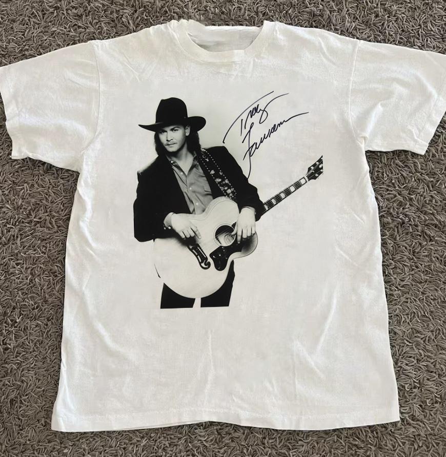 

Tracy Lawrence Signed Gift For Fans Unisex T-shirt S