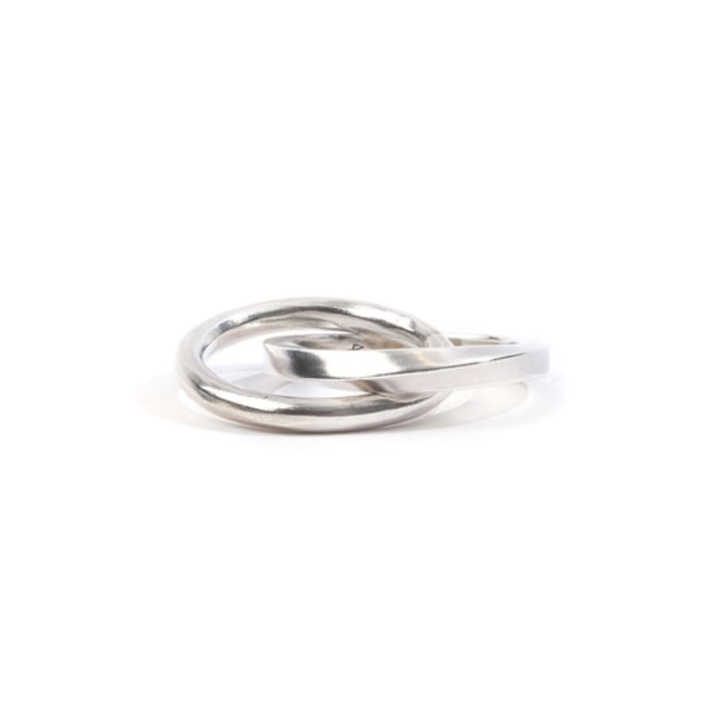 SEWNSWEN SILVER DOUBLE TWIST HAMMERED RING
