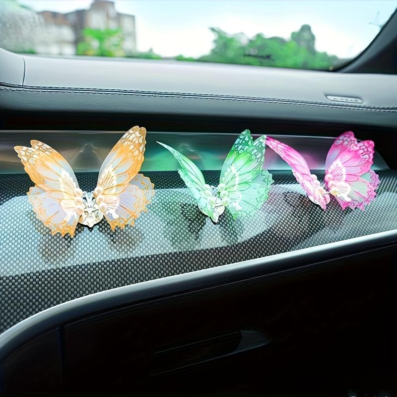 3Pcs 3D Dynamic Butterfly Car Interior Decoration Auto Dashboard Vent Clip Ornaments For Woman Man Gift Car Accessories Supplies