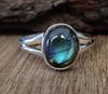 Anillo de labradorita ovalada, anillo minimalista, plata de ley sólida 925, joyería hecha a mano con piedras preciosas, regalo boho para ella, anillo de compromiso