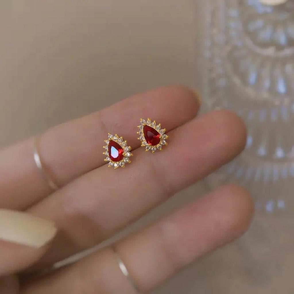 French Vintage Elegant Water Drop Gemstone Daily Wear Earrings