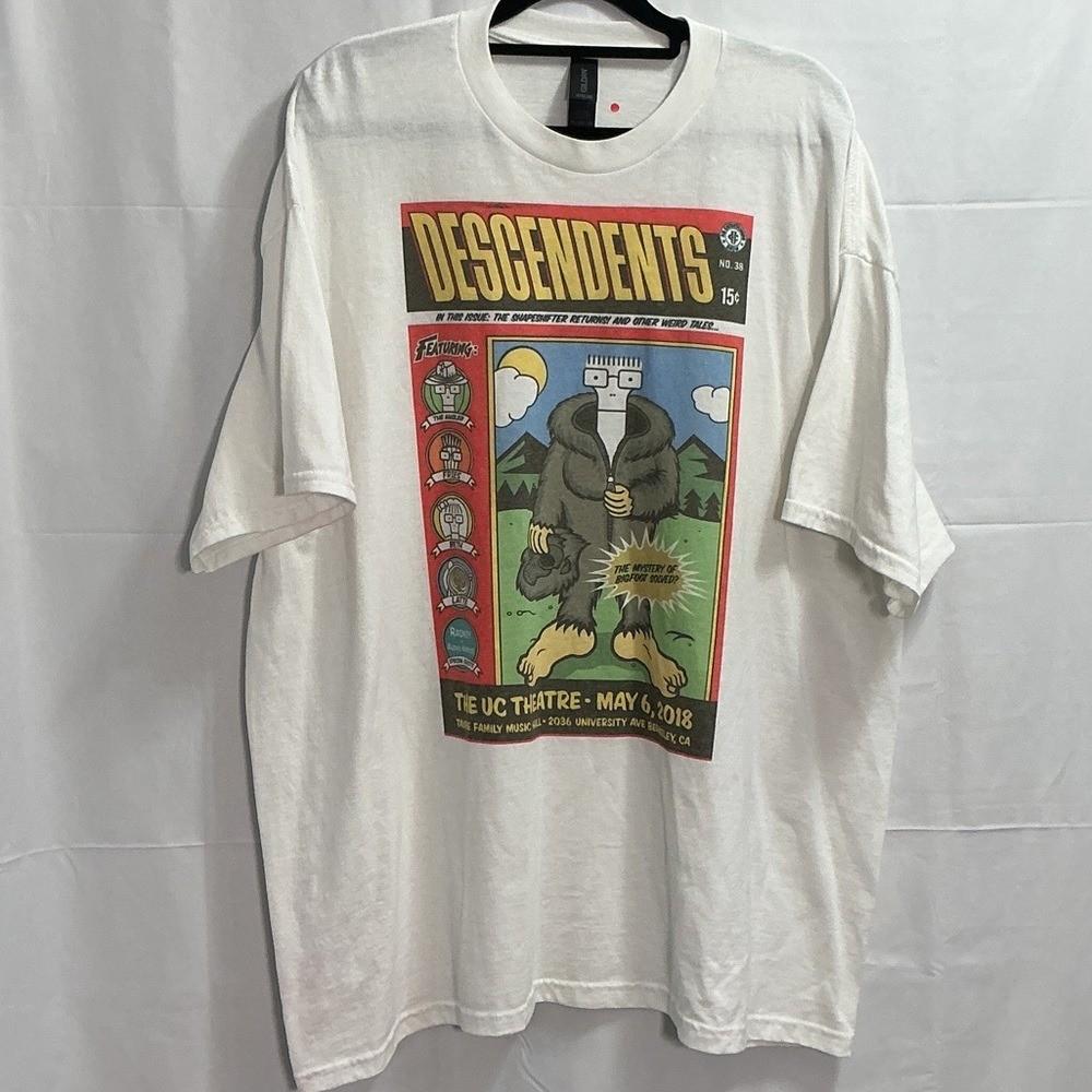 

Desendents Punk Graphic Band TShirt Unisex T-Shirt XXL