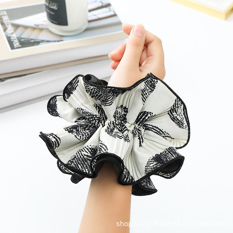 

Retro Ink Wash Print Hair Tie - Black & White Korean Fashion Accessory белый