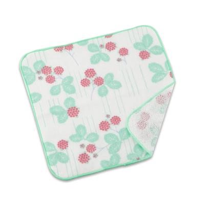Noren Towel Japanese Senshu Made In Japan Gift Handkerchief, Pattern, Towel, 23x23cm, 100% Cotton, (Wild Strawberry), Quick-Drying, Absorbent,