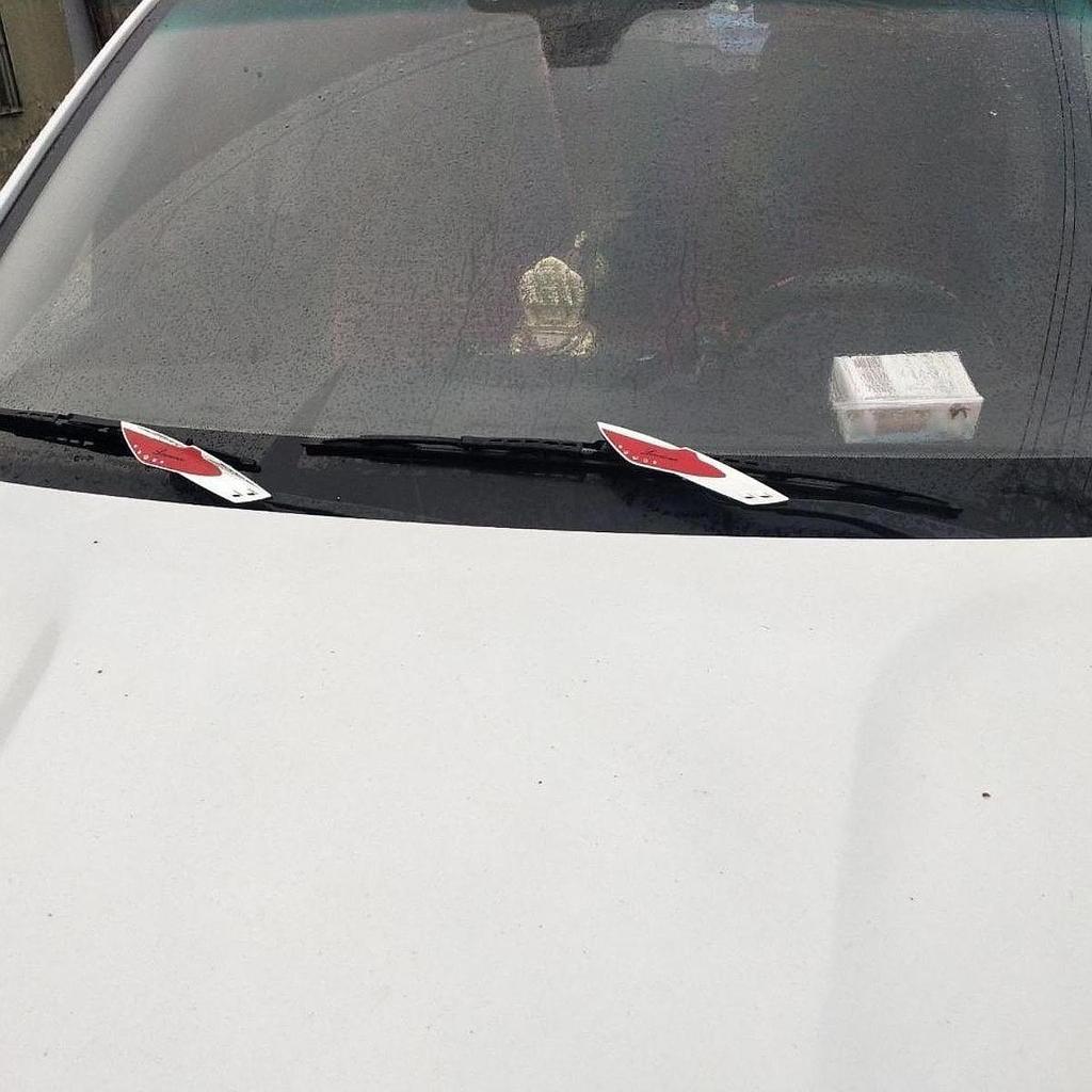 2 bucăți suporturi presurizatoare ștergătoare de parbriz pentru spoilere ale lamei aripii, convenabil