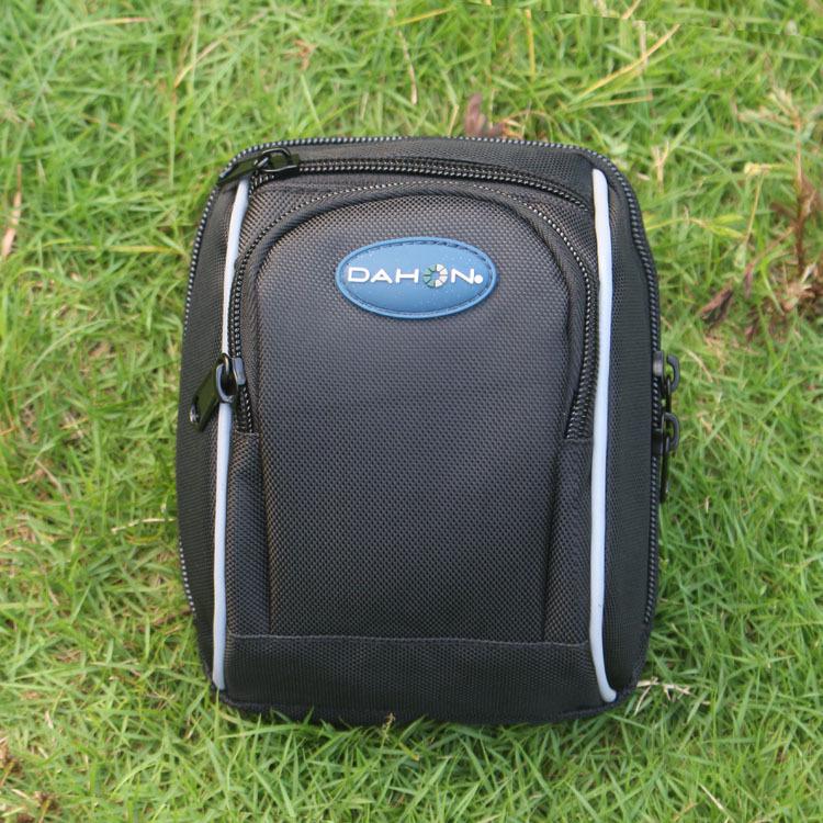 

Dahong Foldable Bike Handlebar & Stem Bag - Front Mount for Road or Mountain Cycling 2L