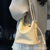 Fresh and Personalized Shoulder Bag Retro Fashion Casual Bag 2025 New Popular Women's Bag Niche Design Bucket Bag