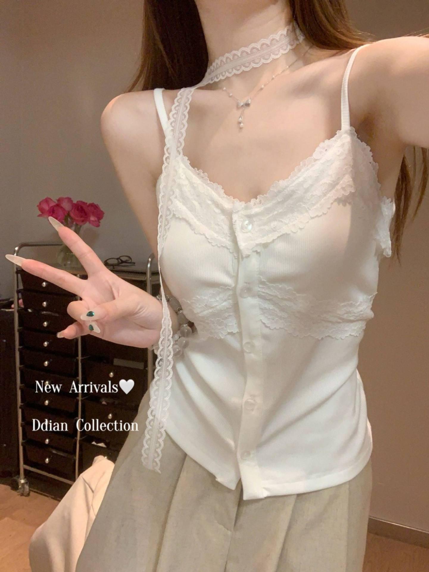 Spicy Girl Lace V-Neck Tank Top with Buttons XXL (High Quality) белый