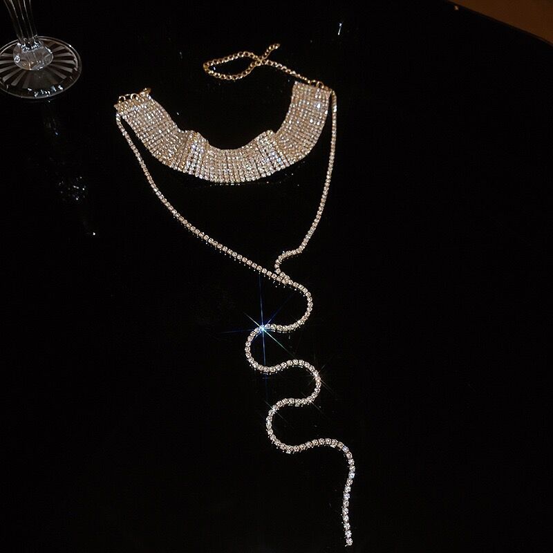 Colier de lux ușor de nișă Tassel Flash Diamond, cravată feminină, lanț de claviculă de înaltă calitate, lanț de gât