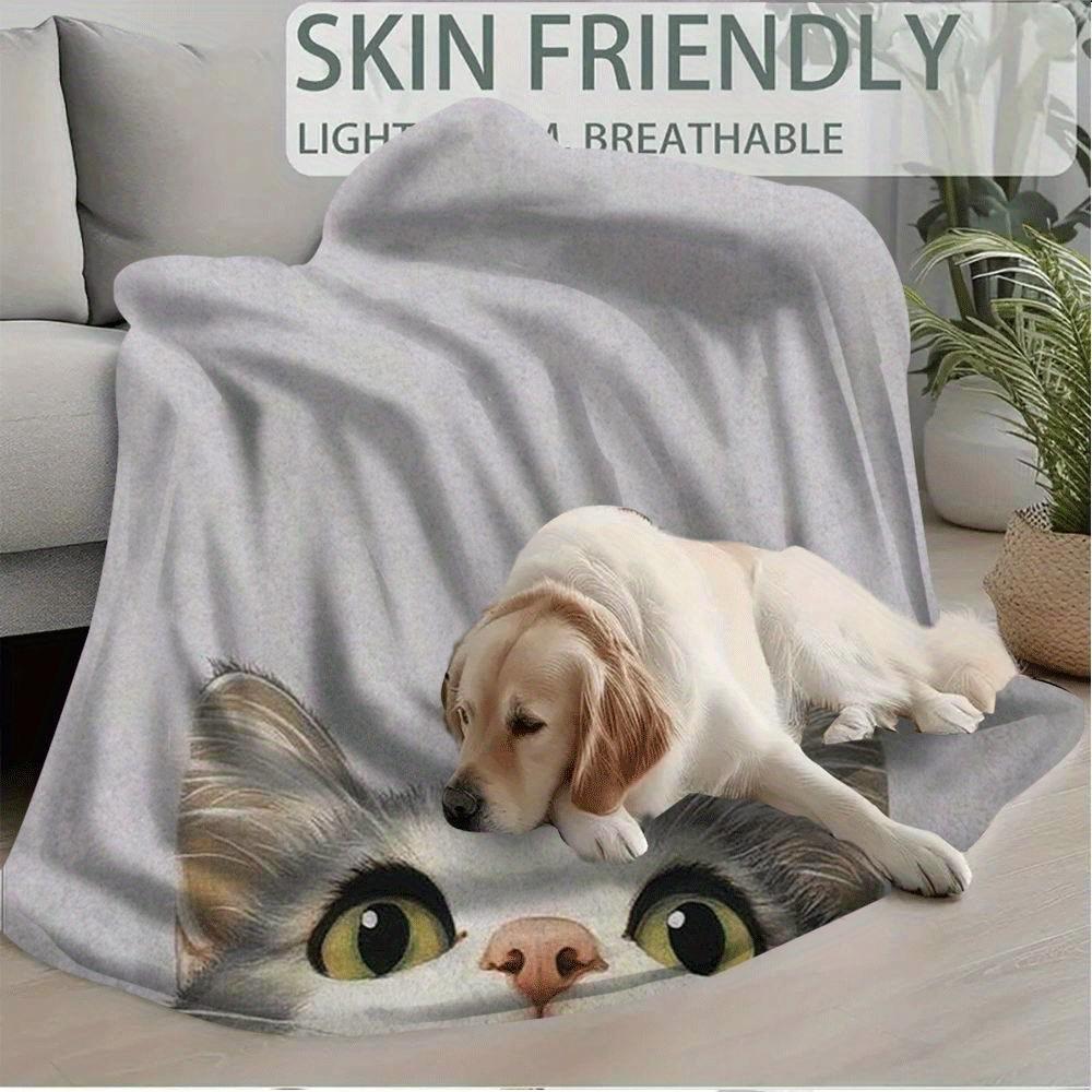 1pc 60x80 Inch Single-Sided Printed Blanket - White & Gray Cat with Green Eyes on White Background, Retro Style Cozy Soft Lightw