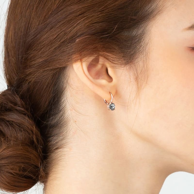 ELLE Jewelry 14K One-Touch Point Earrings (Gold Pin) ELGPEE248