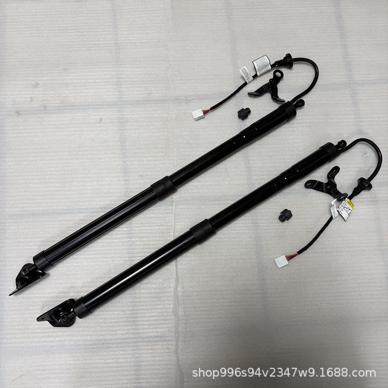 

Toyota Fortuner Strut Compatible, Part Numbers: 6892071030, 6891071030, 6892071050, 6891071050 Right 6891071030