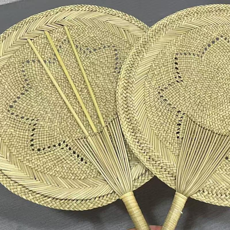 Hand-woven hand-woven papaya antique fan hand-cranked papaya fan to cool down in summer baby mosquito repellent fine-woven