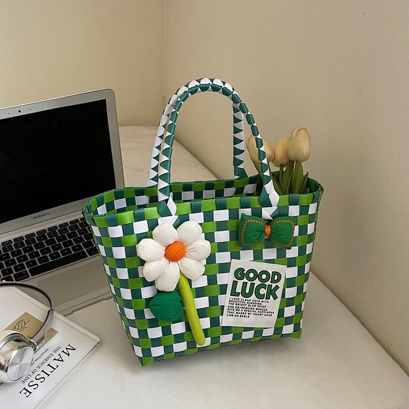 

Summer new fashion trend versatile beach bag hand-woven vegetable basket women s bag темно-зеленого